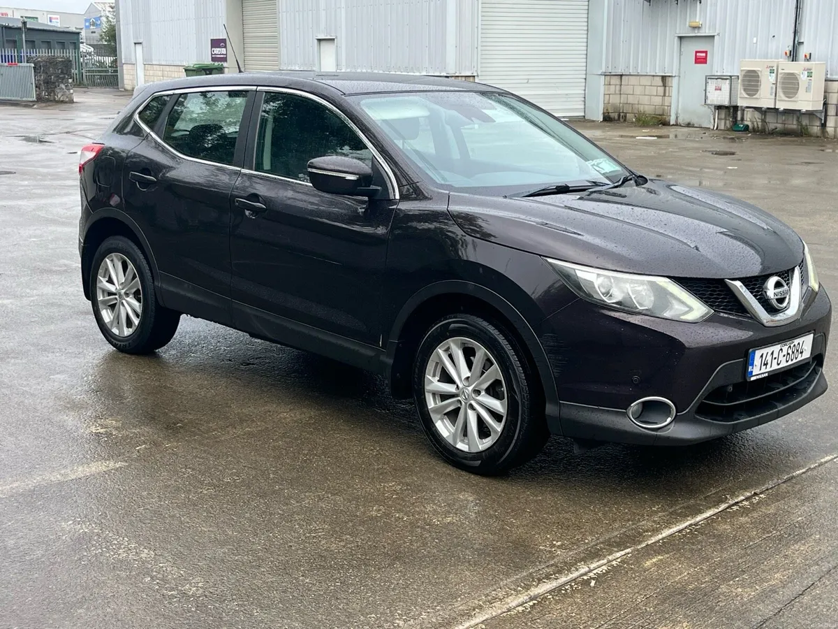 2014 Qashqai, NCT 4/27, 1 Previous Owner - Image 4