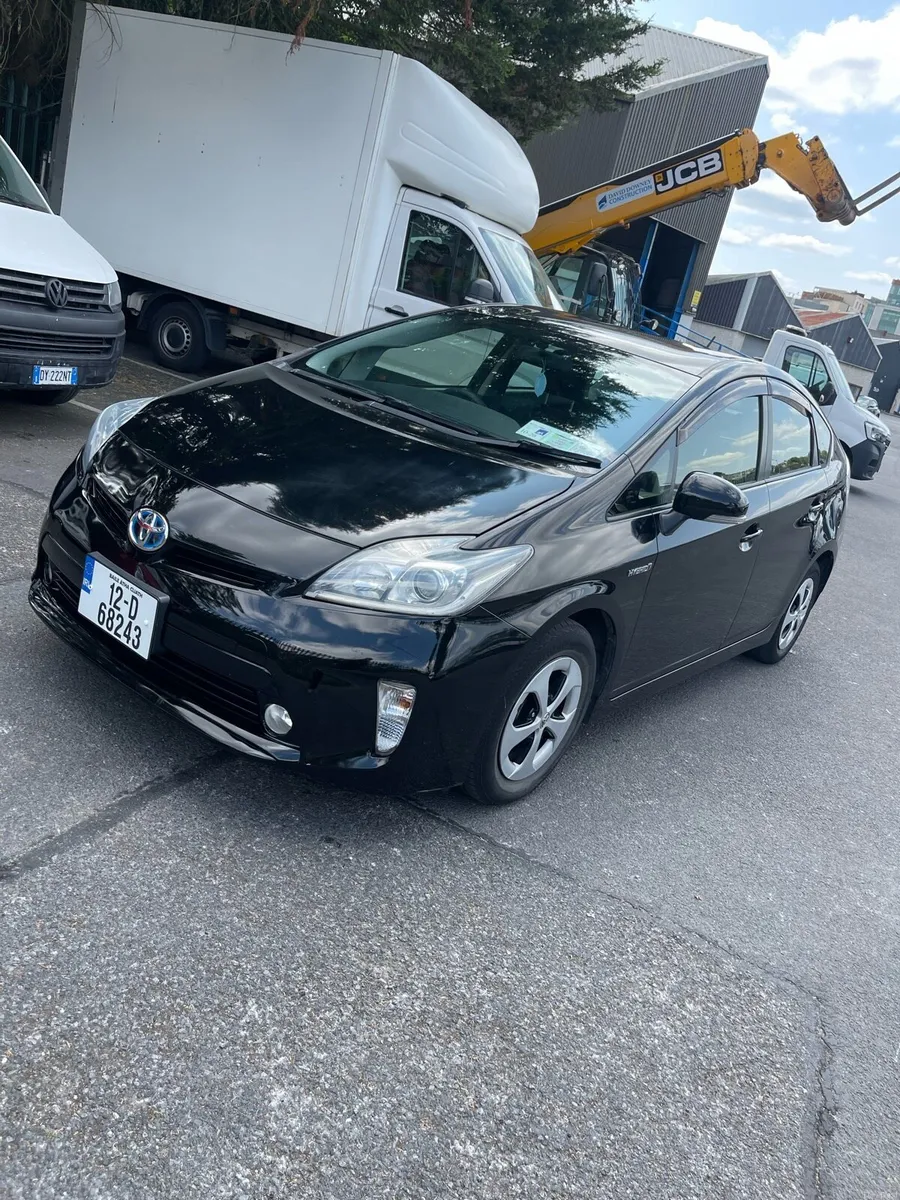 Toyota Prius - Image 6