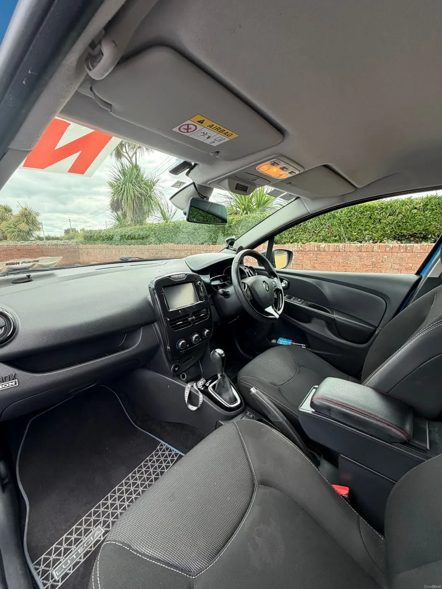 Renault Clio 2016 - Image 6