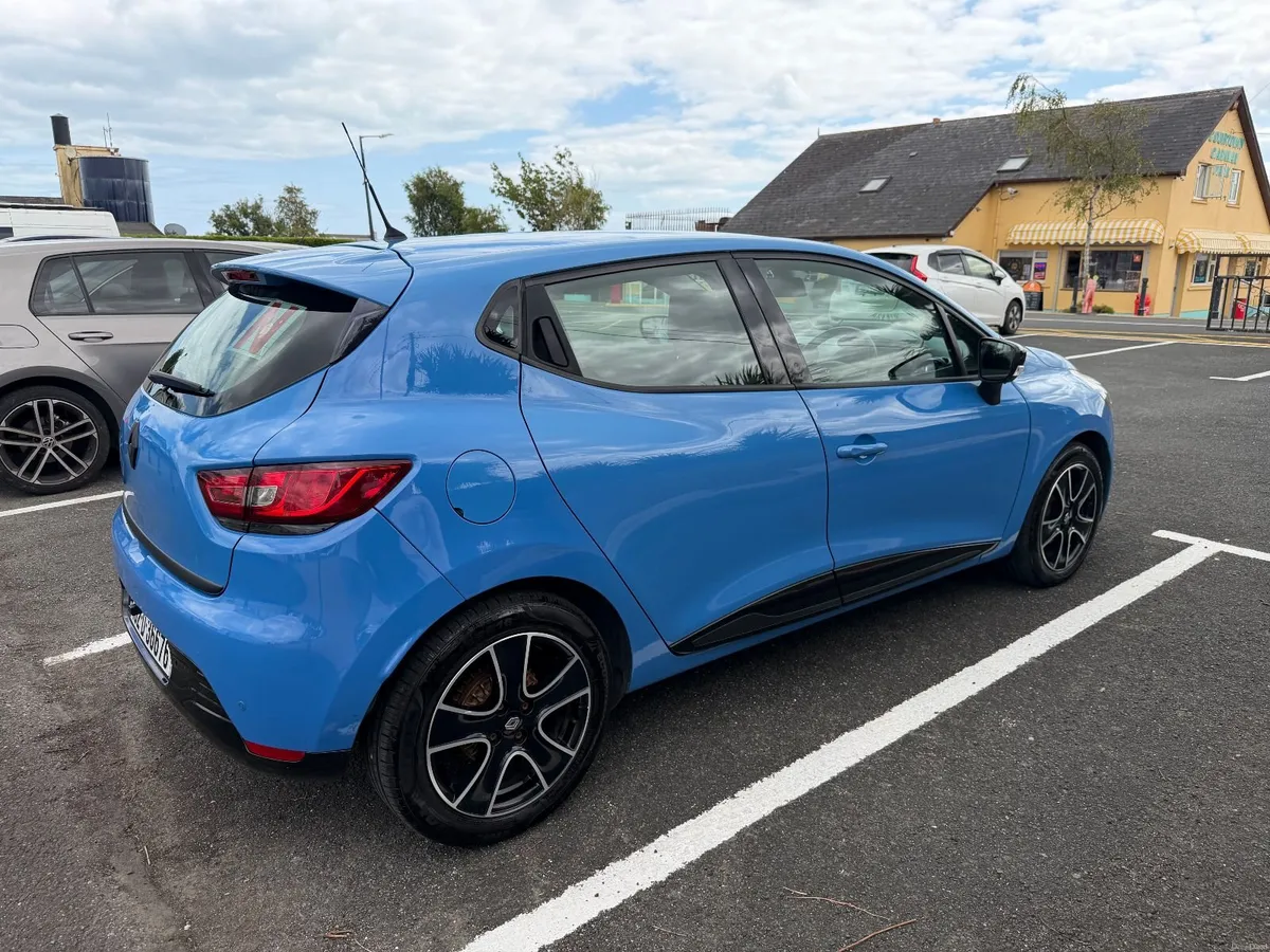 Renault Clio 2016 - Image 4