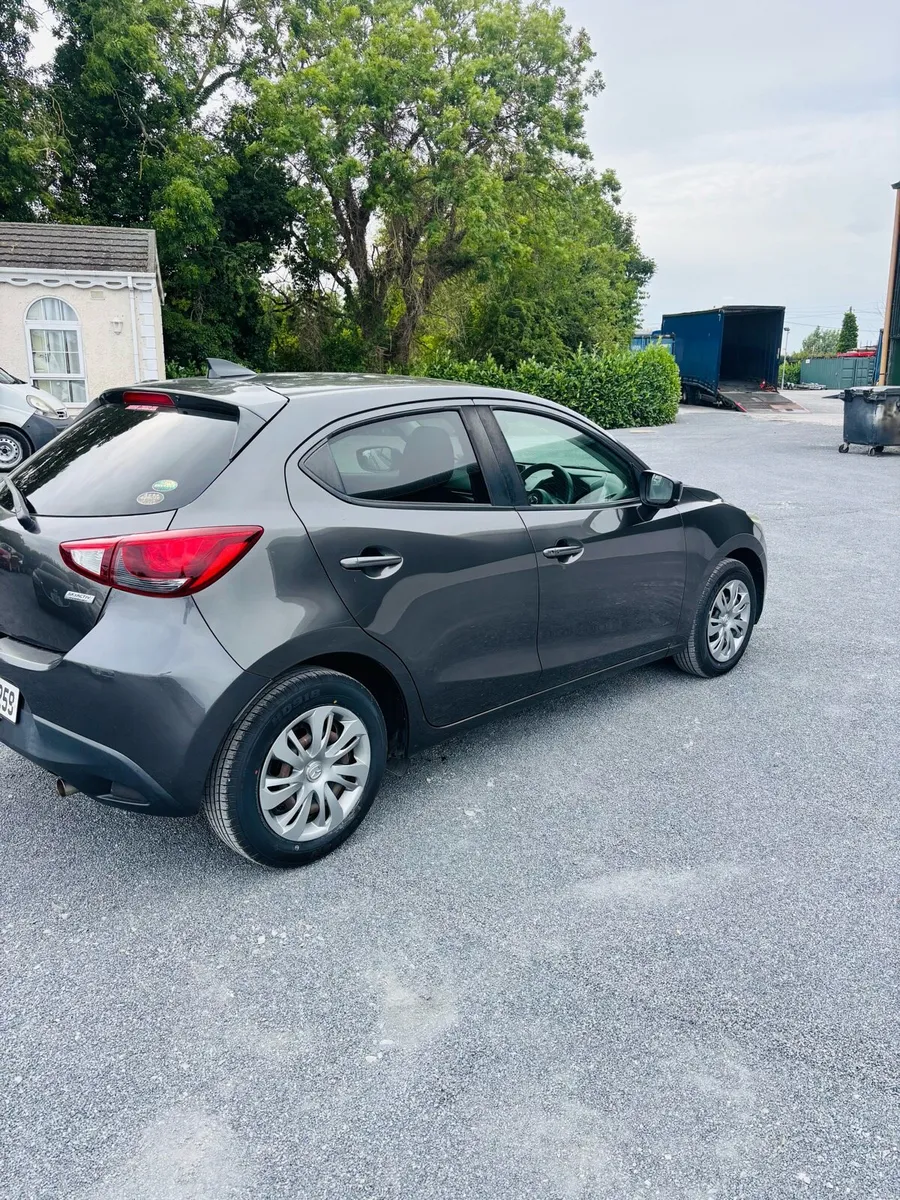 Mazda Demio Automatic low Km - Image 5