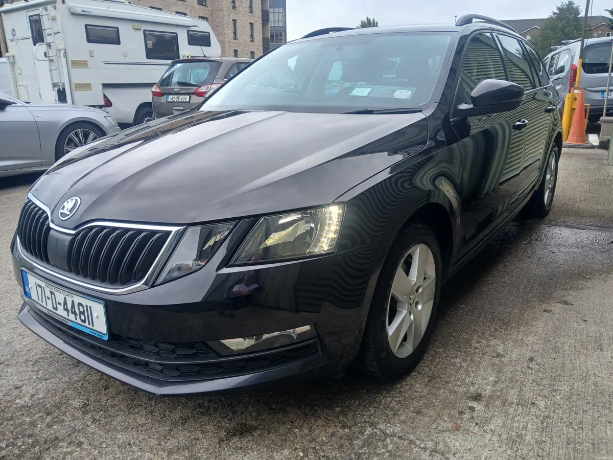 Skoda Octavia diesel estate  2017 - Image 5