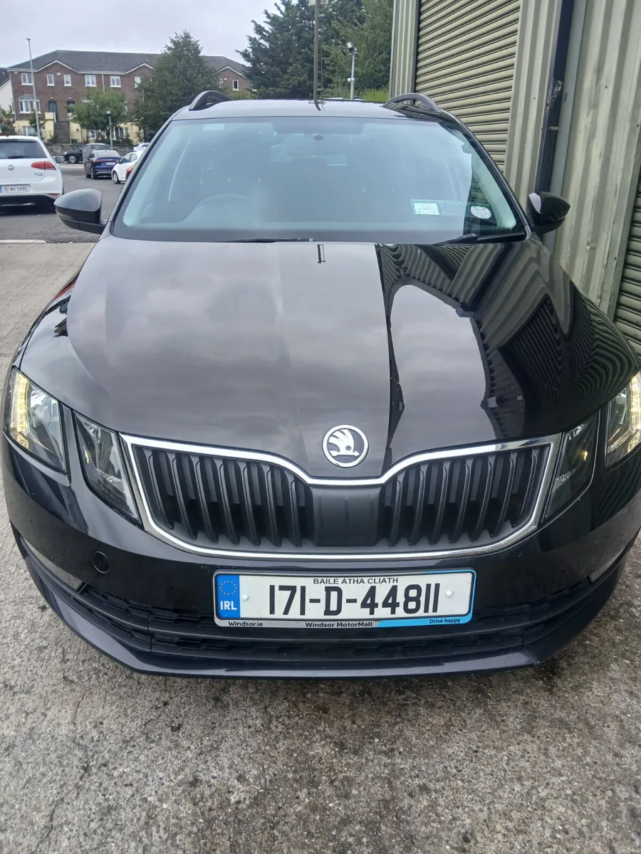 Skoda Octavia diesel estate  2017 - Image 6