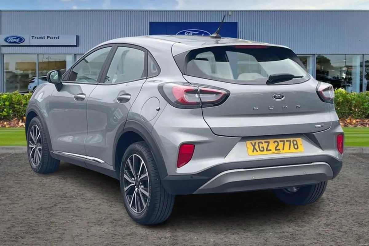 Ford Puma 1.0 EcoBoost Hybrid mHEV Titanium 5dr - Image 2