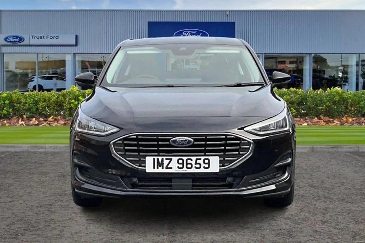 Ford Focus 1.0T EcoBoost MHEV Titanium Hatchback 5 - Image 6