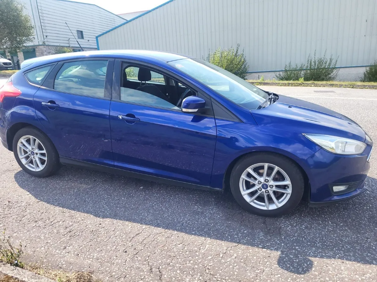 Ford Focus 2016 AUTOMATIC - Image 3
