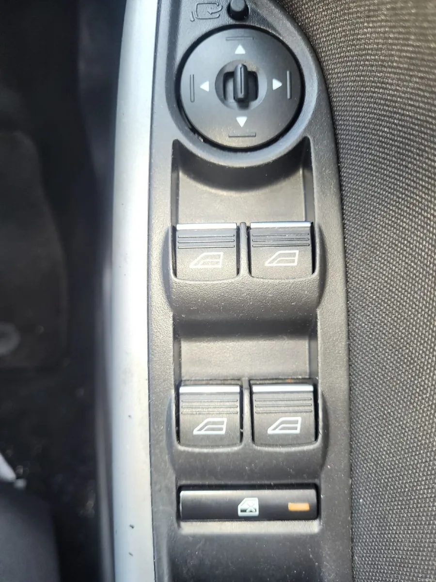 Ford Focus 2017 120 BHP - Image 2