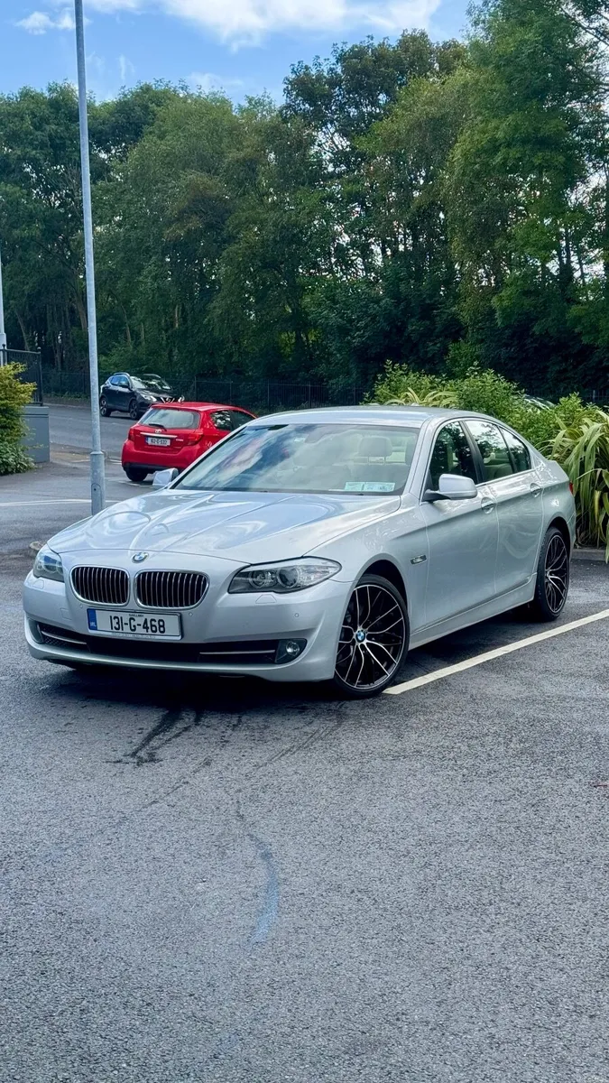 BMW F10 5-Series 2013 - Image 1