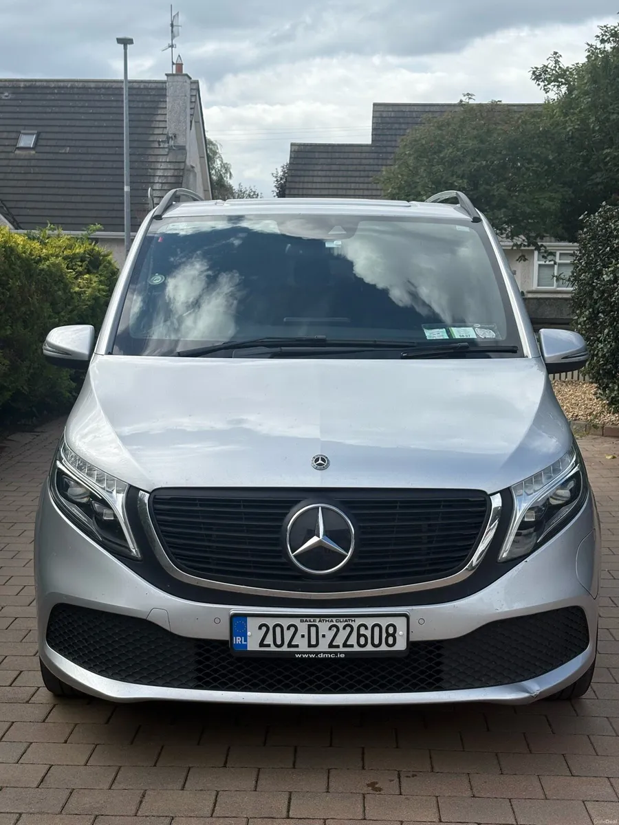 V Class EQV 300 For Sale - Image 2