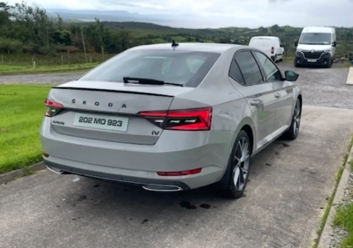 Skoda superb sportline iv - Image 3