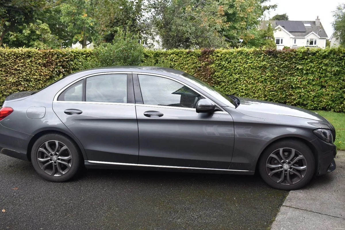 Mercedes-Benz C-Class 2017 - Image 5
