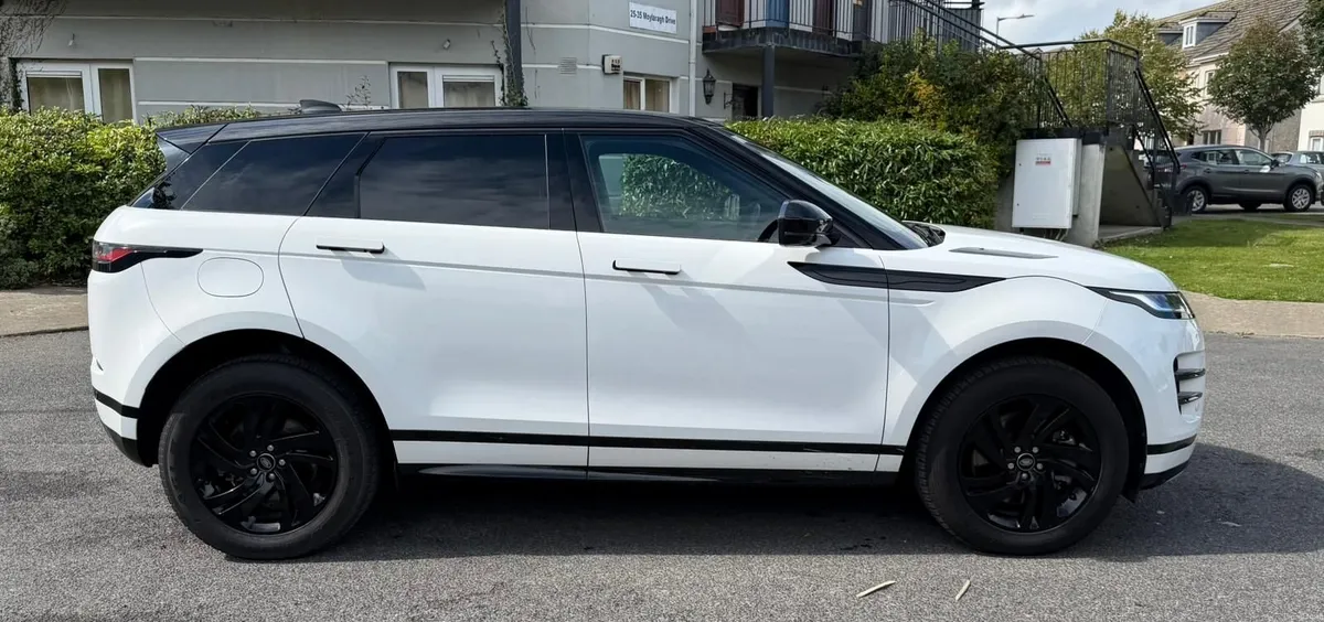 Land Rover Range Rover Evoque 2022 - Image 5