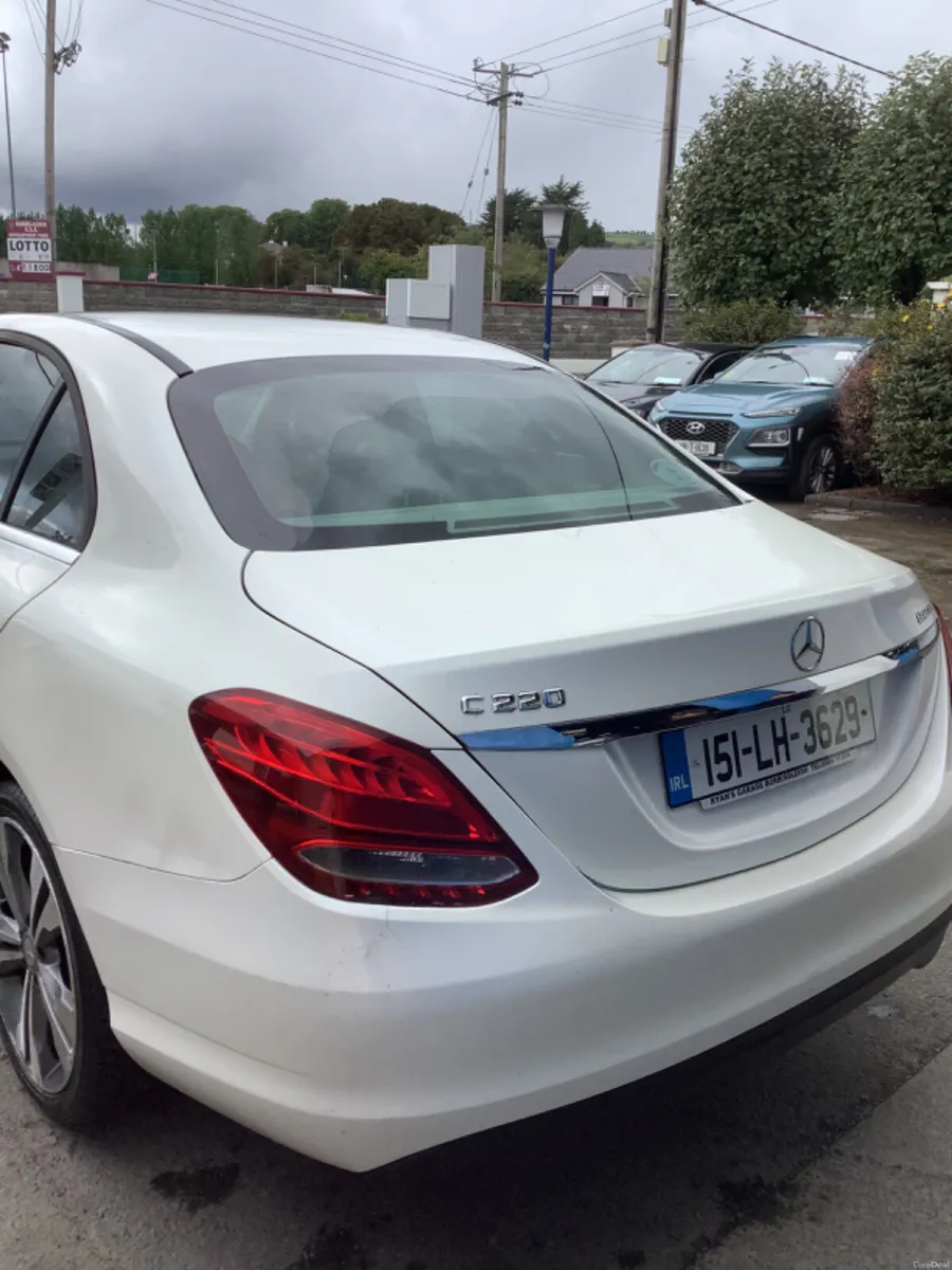 Mercedes-Benz C-Class 2015 - Image 4
