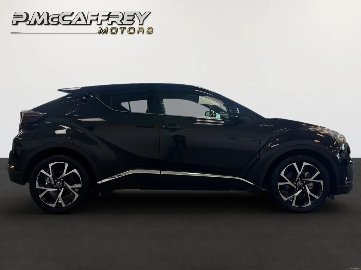 2017 Toyota C-HR Luna Sport Leather Reversing Came - Image 4