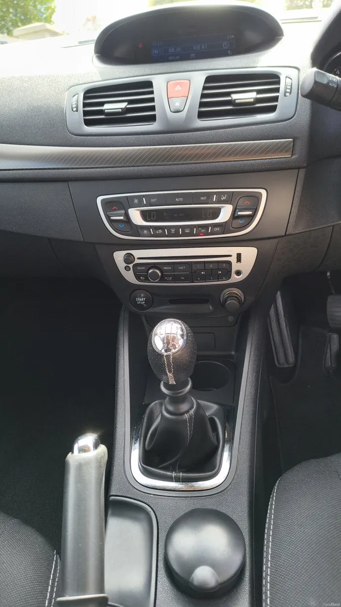 Renault Fluence 2015 - Image 5