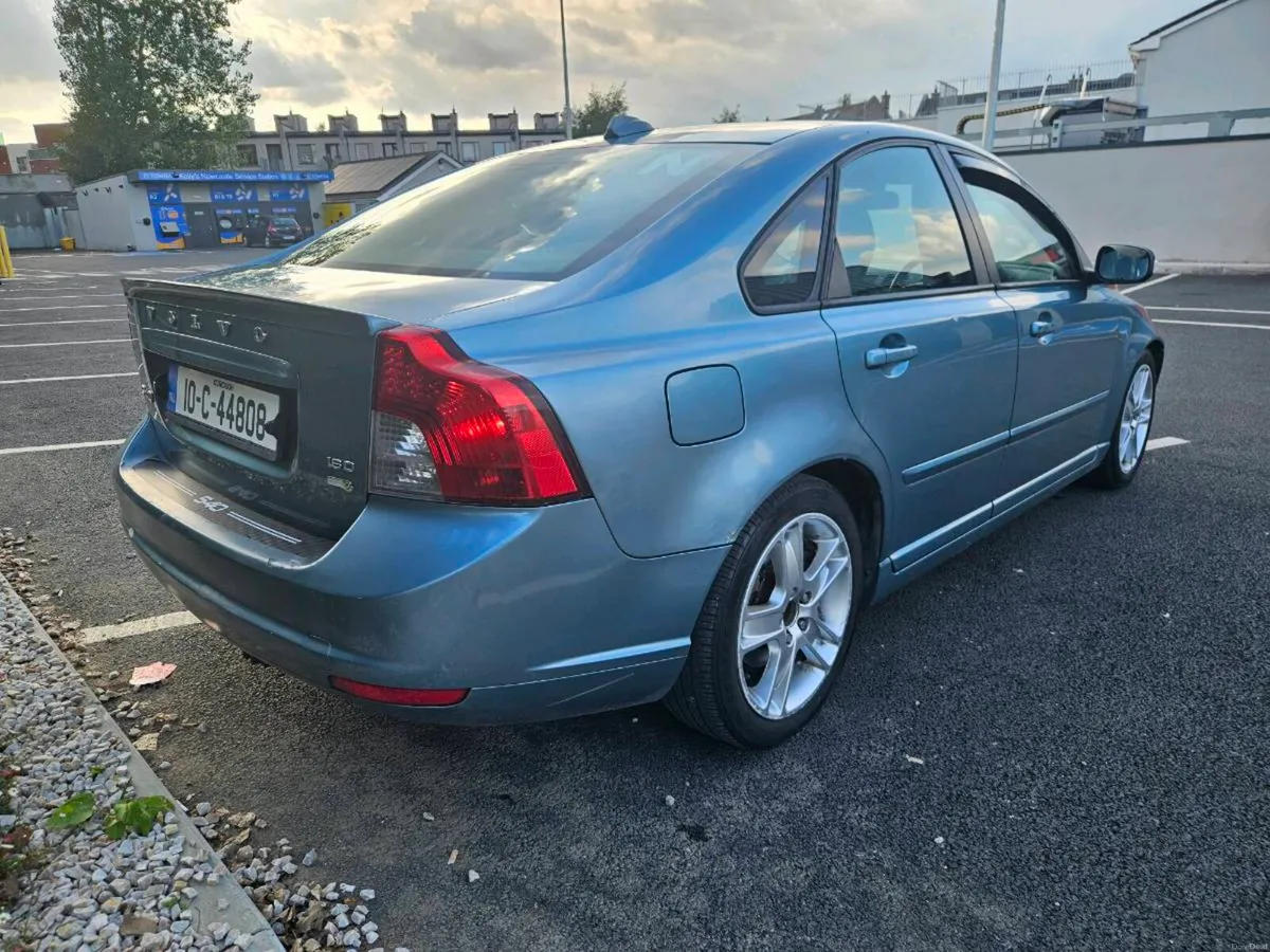 Volvo S40 nct & taxed - Image 2