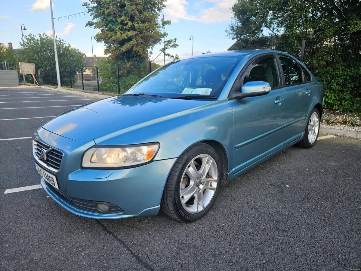 Volvo S40 nct & taxed - Image 4
