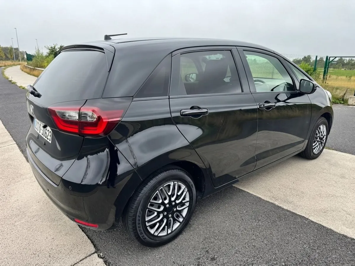 Honda Fit 2023 - Automatic - Top spec Extras - Image 6