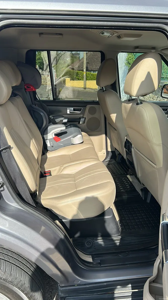 Land Rover Discovery - Image 3
