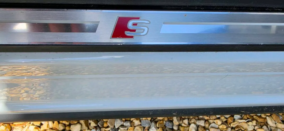 AUDI Q4 - Image 2