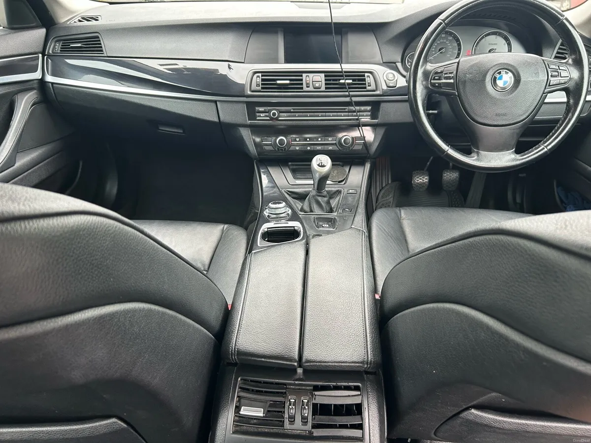 BMW 520 Manual Transmission for sale - Image 2