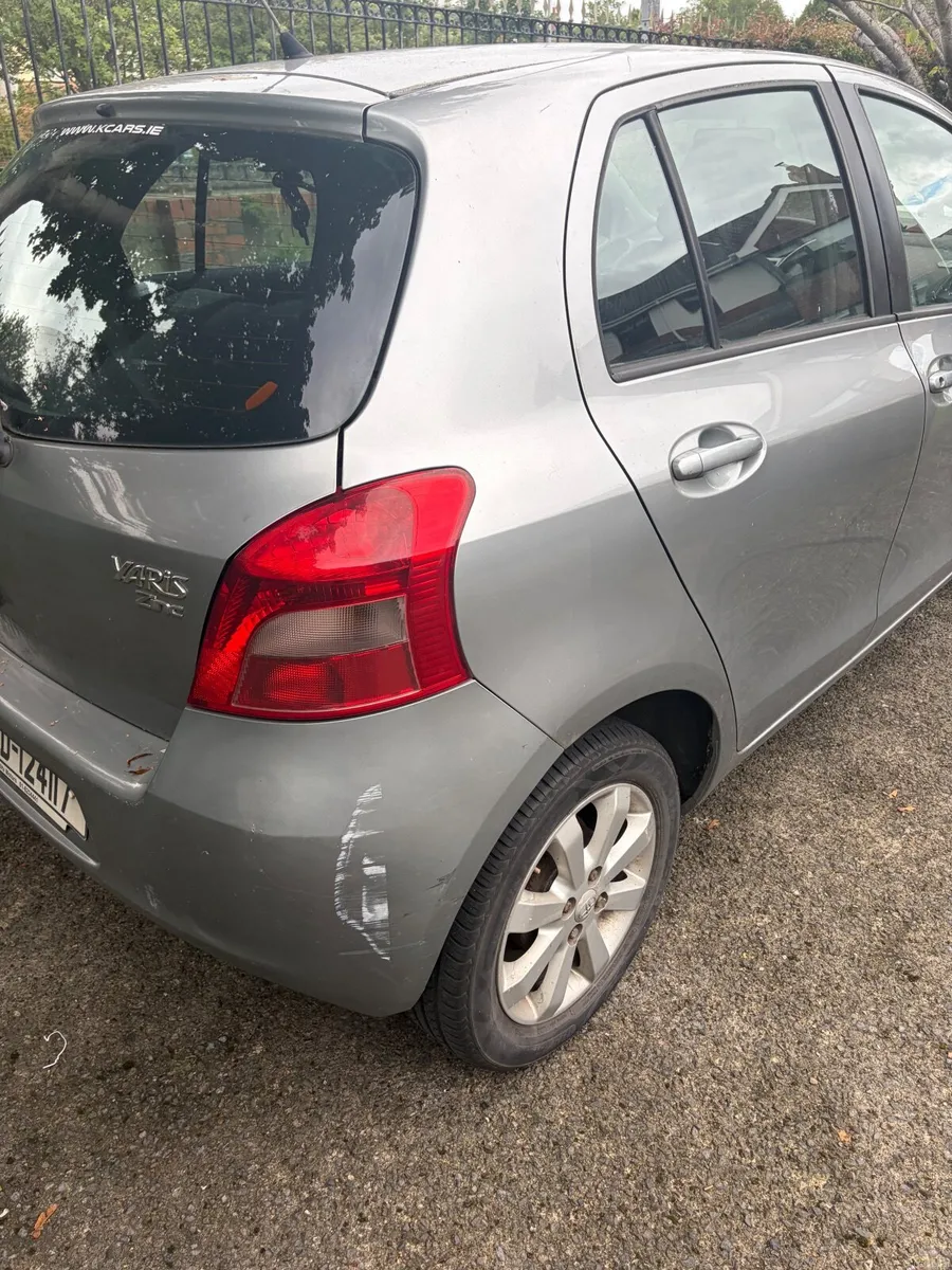 Toyota Yaris 2007 - Image 4