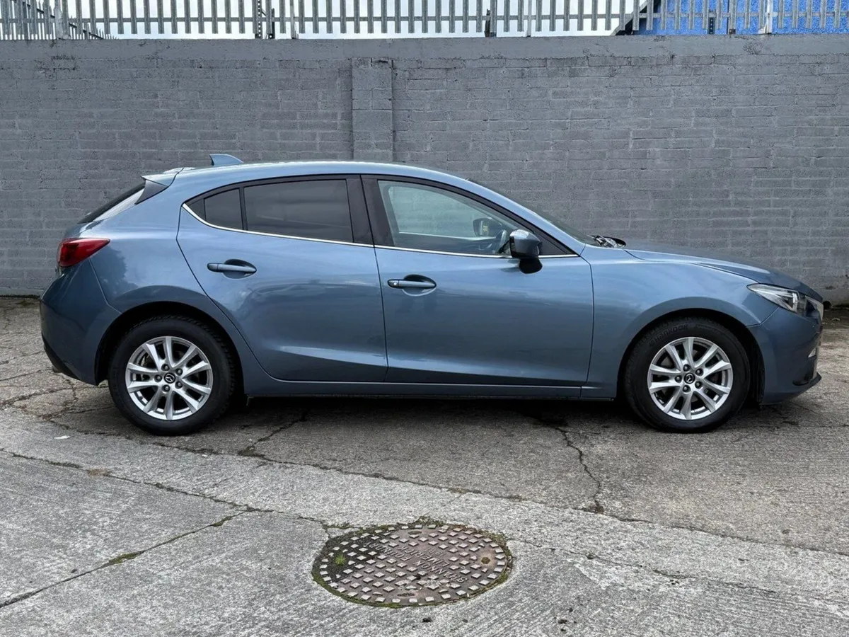 Mazda 3 2.2D - NCT 04/27 - Image 2