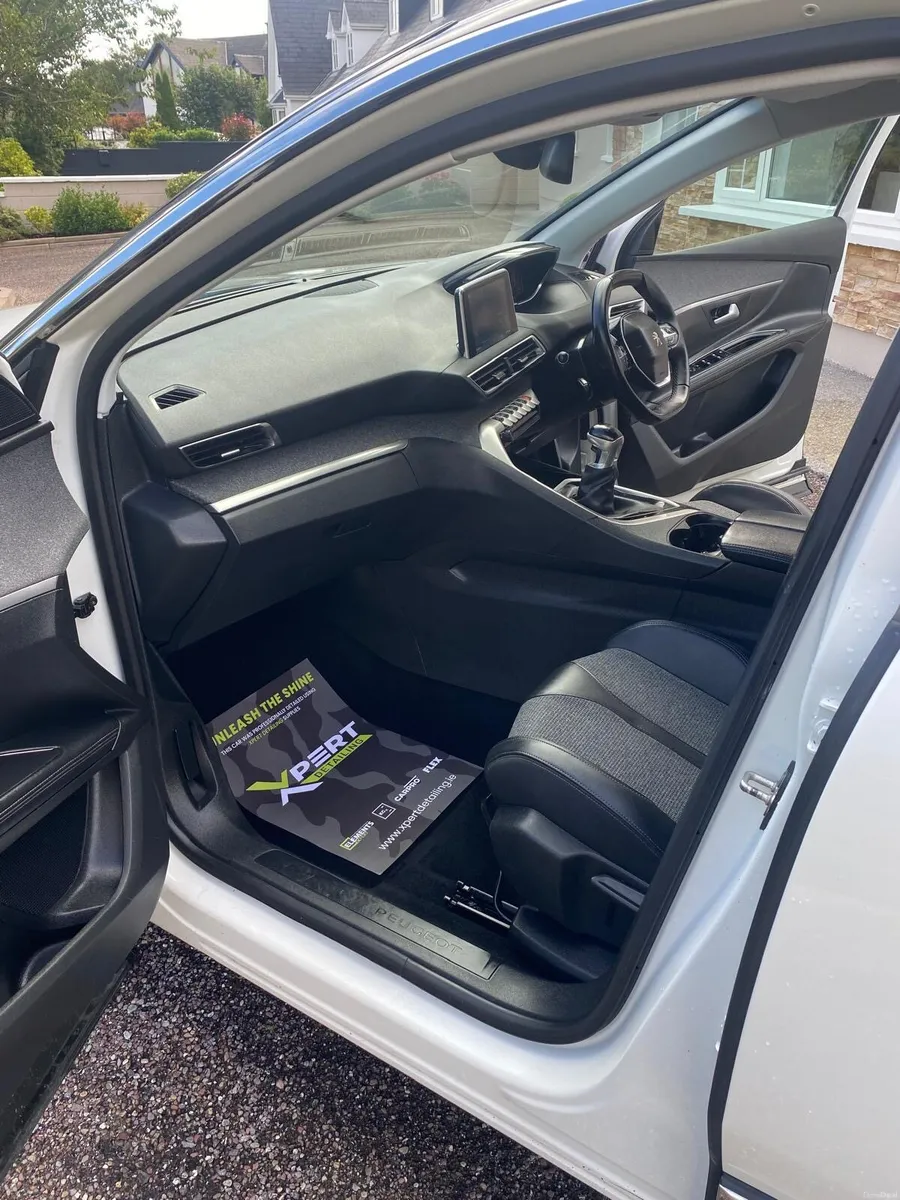 PEUGEOT 5008 ALLURE - Image 6