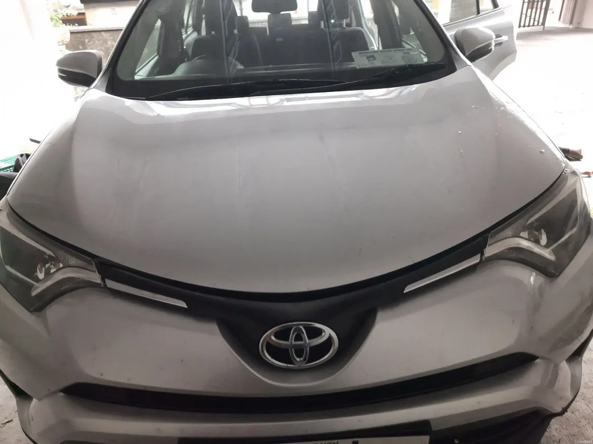 Toyota RAV4 2016 - Image 2