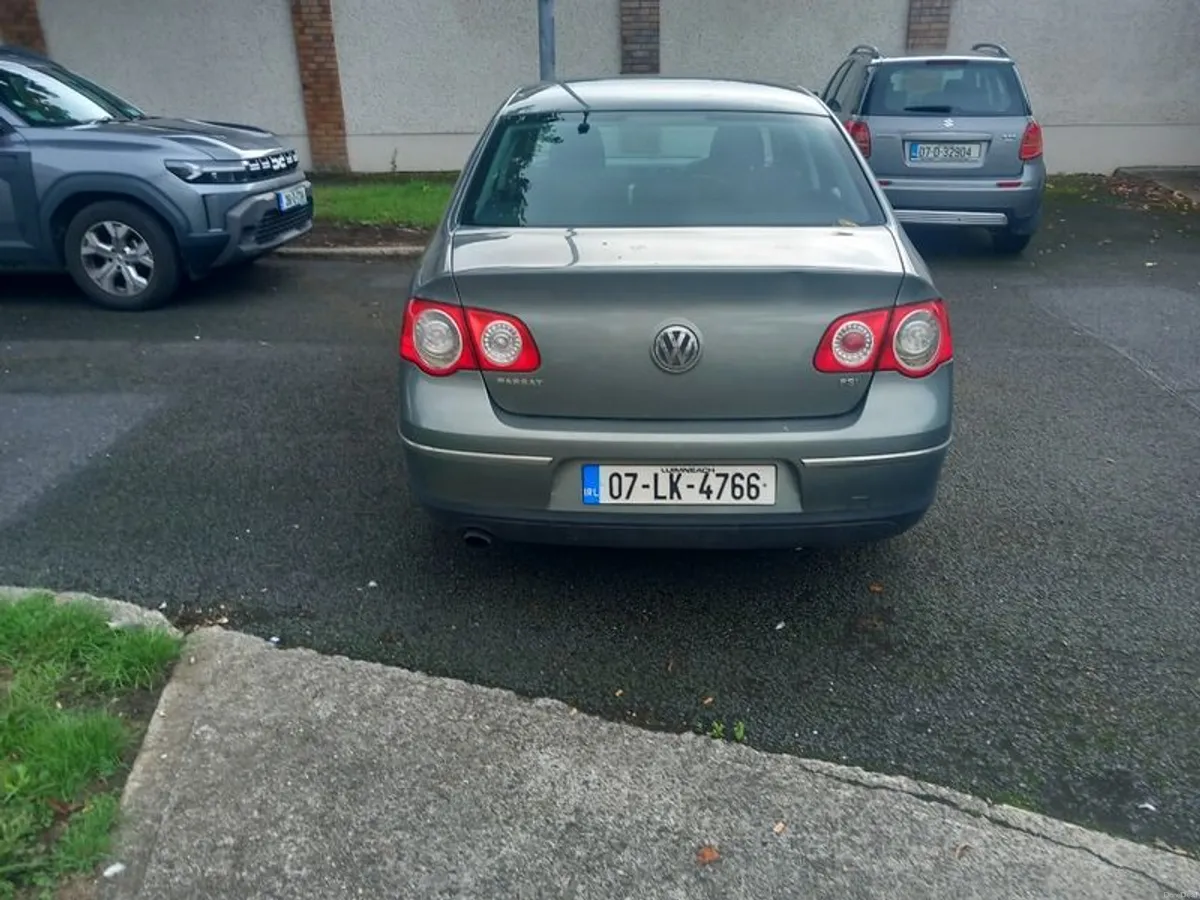 2007 Volkswagen Passat - Image 4