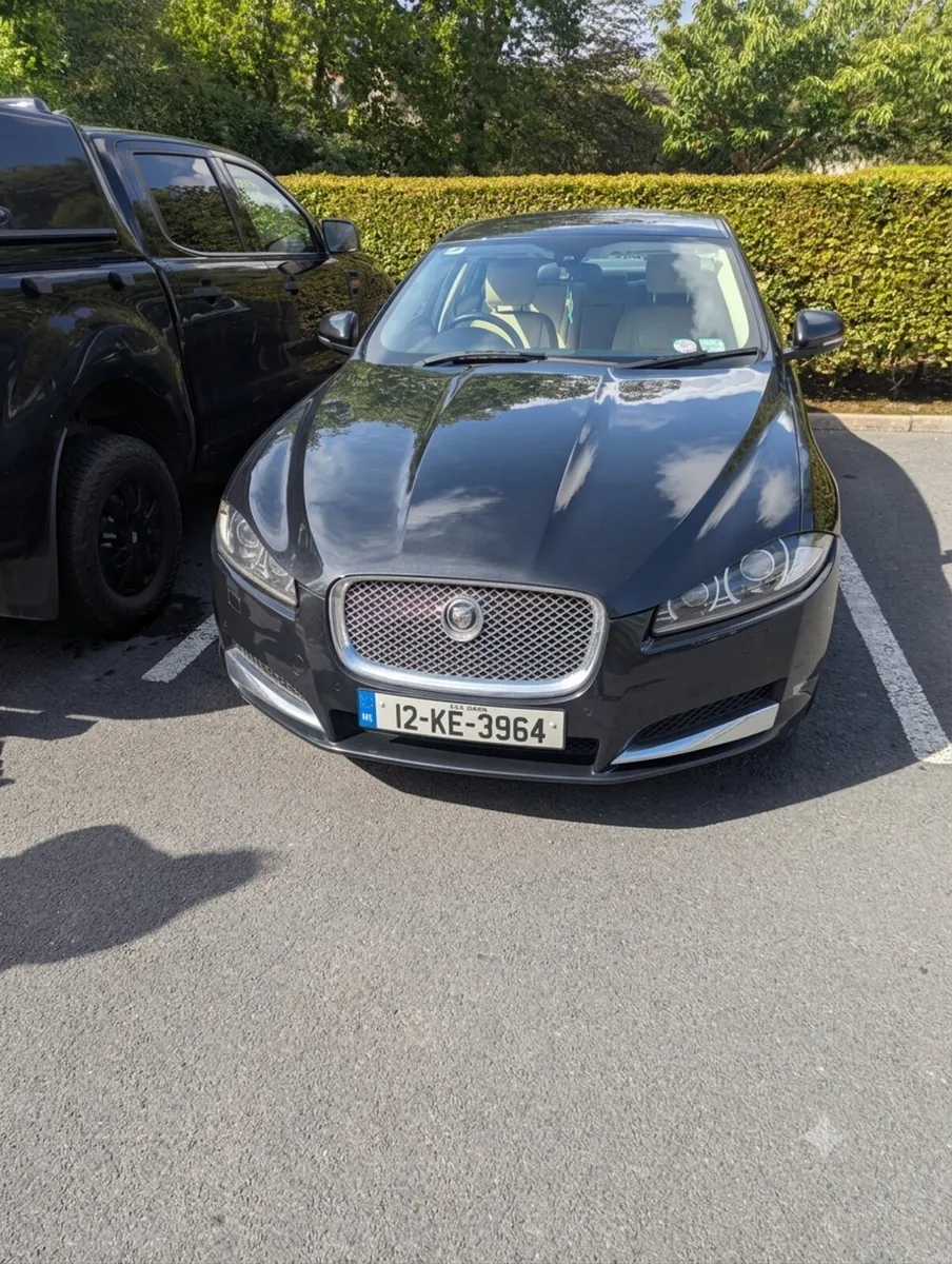 Car - Image 4