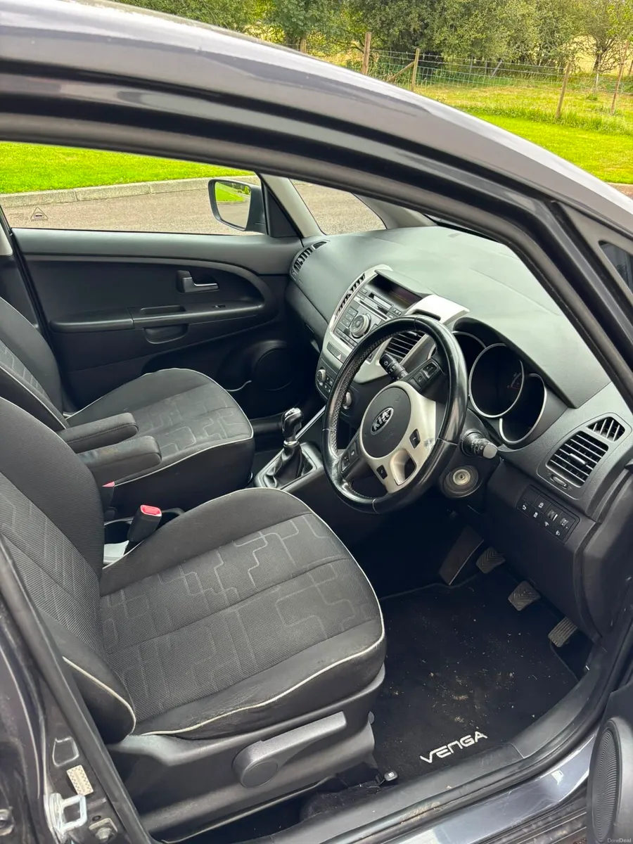 2018 Kia Venga - Image 4