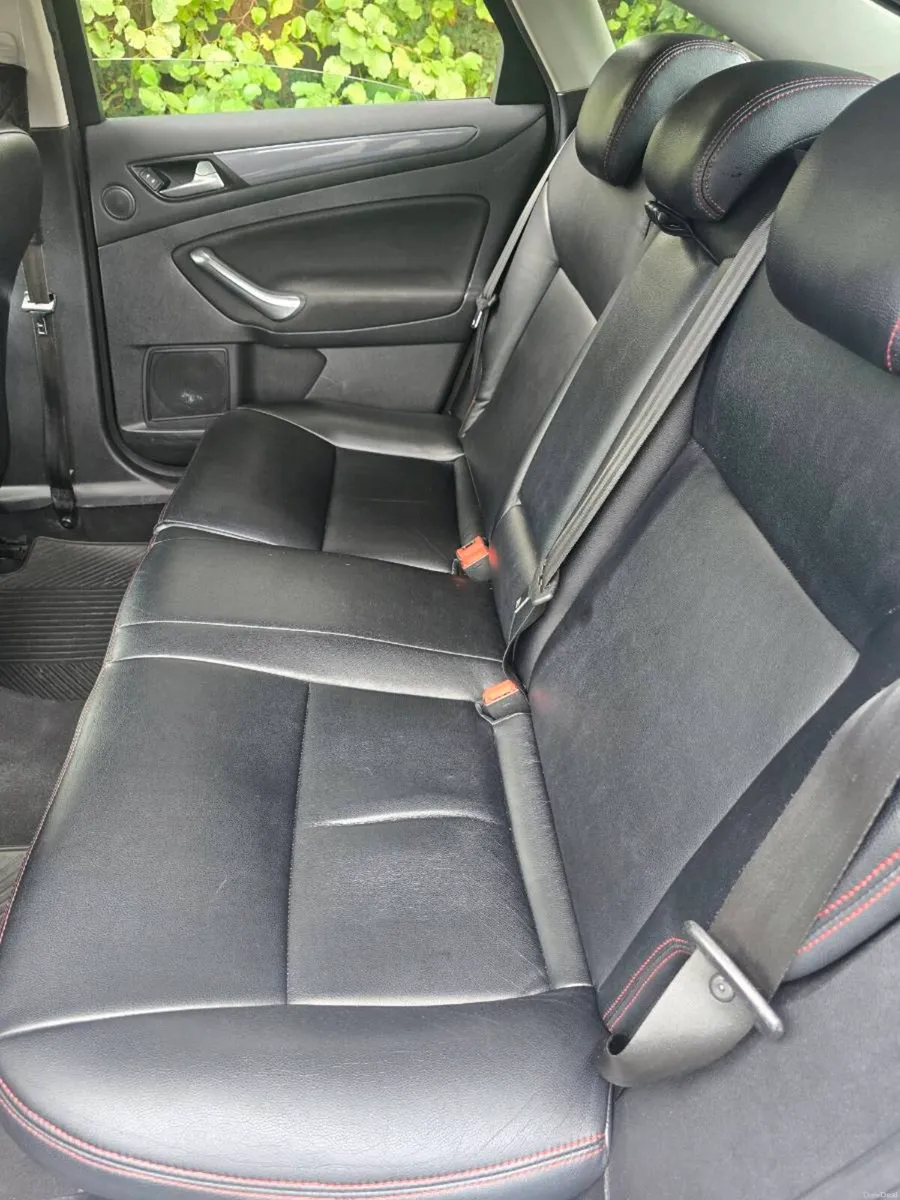Car - Image 5