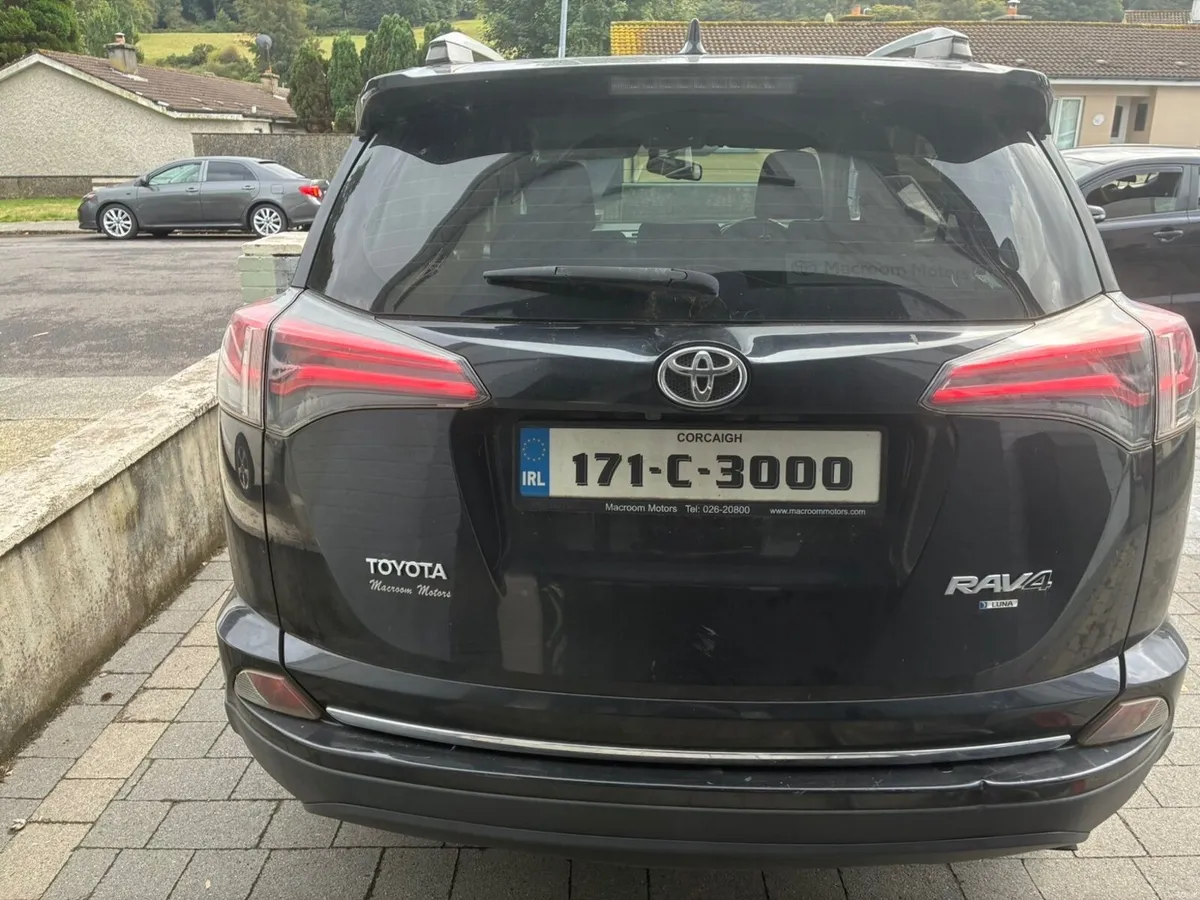 Toyota RAV4 Luna - Image 2