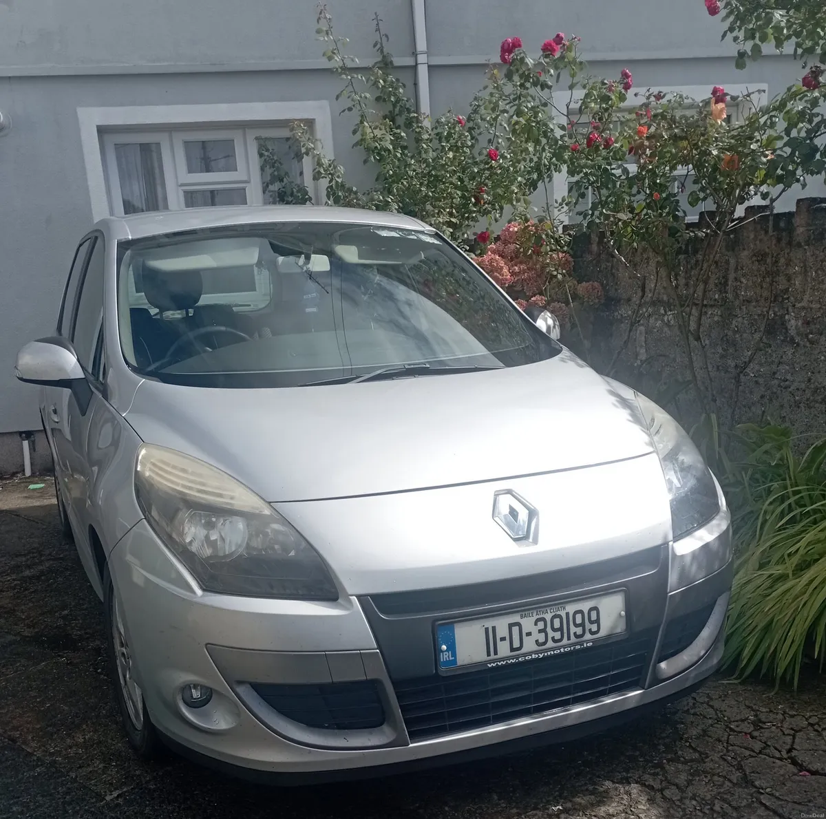 Renault Scenic 2011 - Image 1