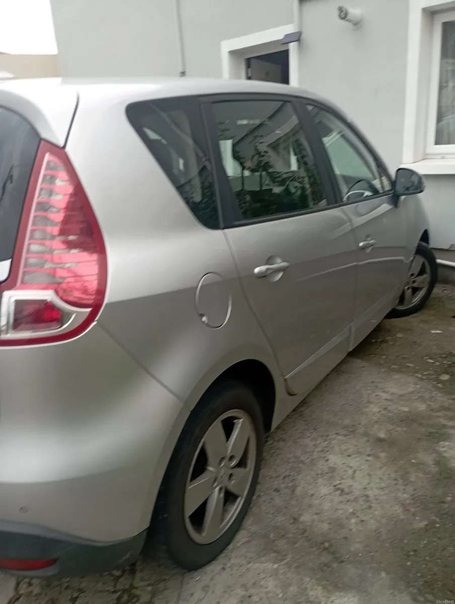 Renault Scenic 2011 - Image 4