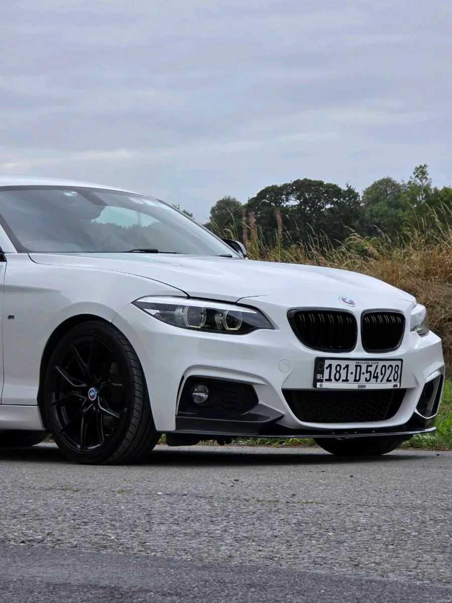 Bmw 2 series coupe F22 - Image 2