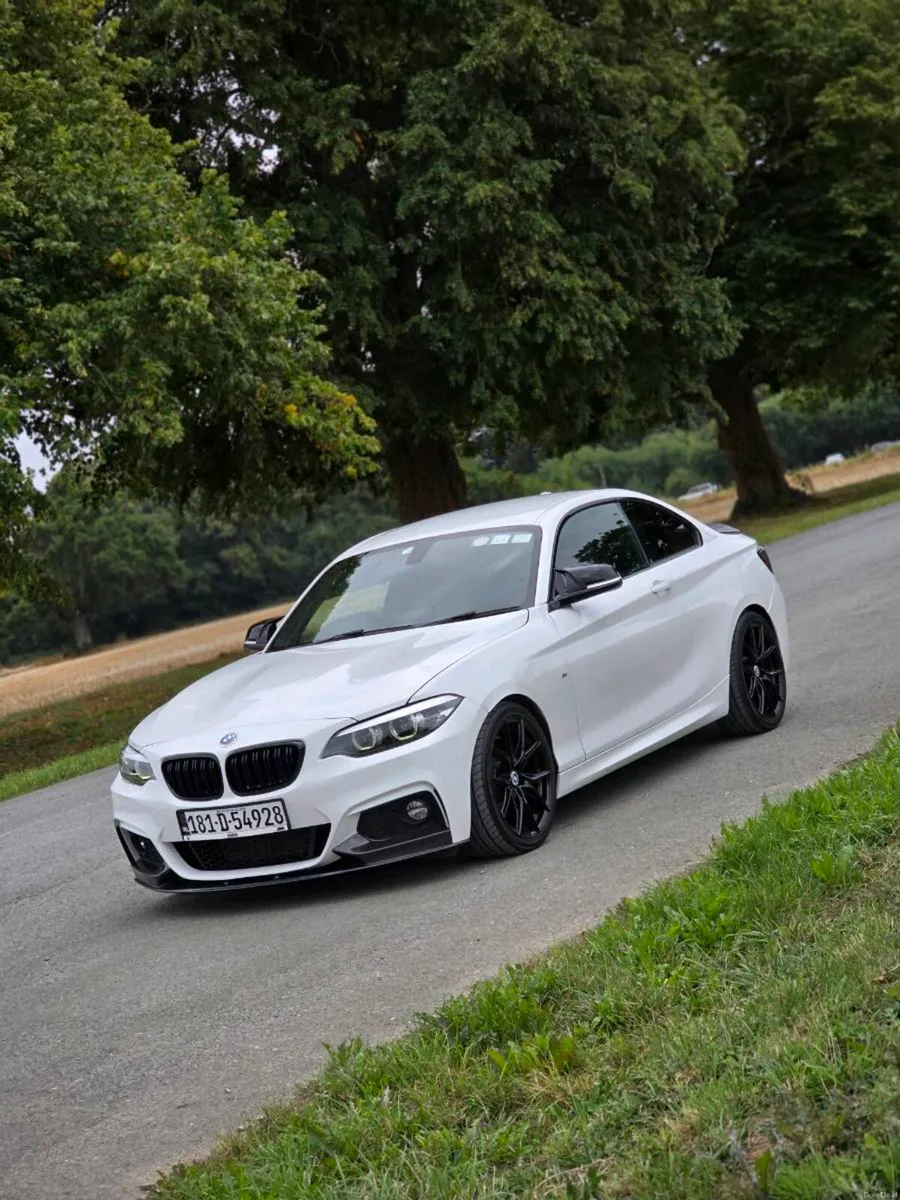 Bmw 2 series coupe F22 - Image 4