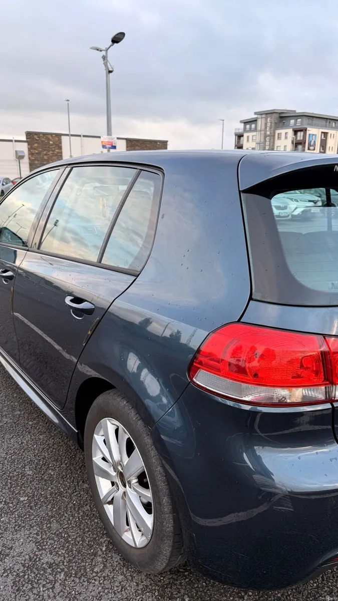 VW GOLF RLine 1.6 Diesel Automatic Irish Car - Image 2