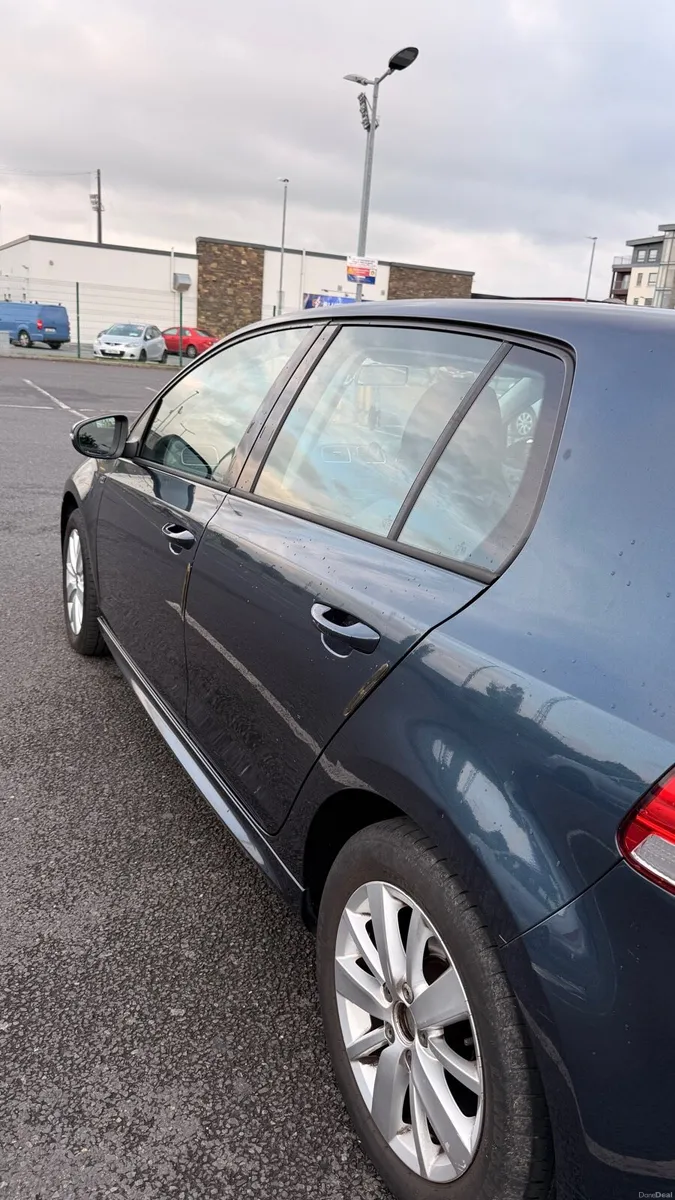VW GOLF RLine 1.6 Diesel Automatic Irish Car - Image 4