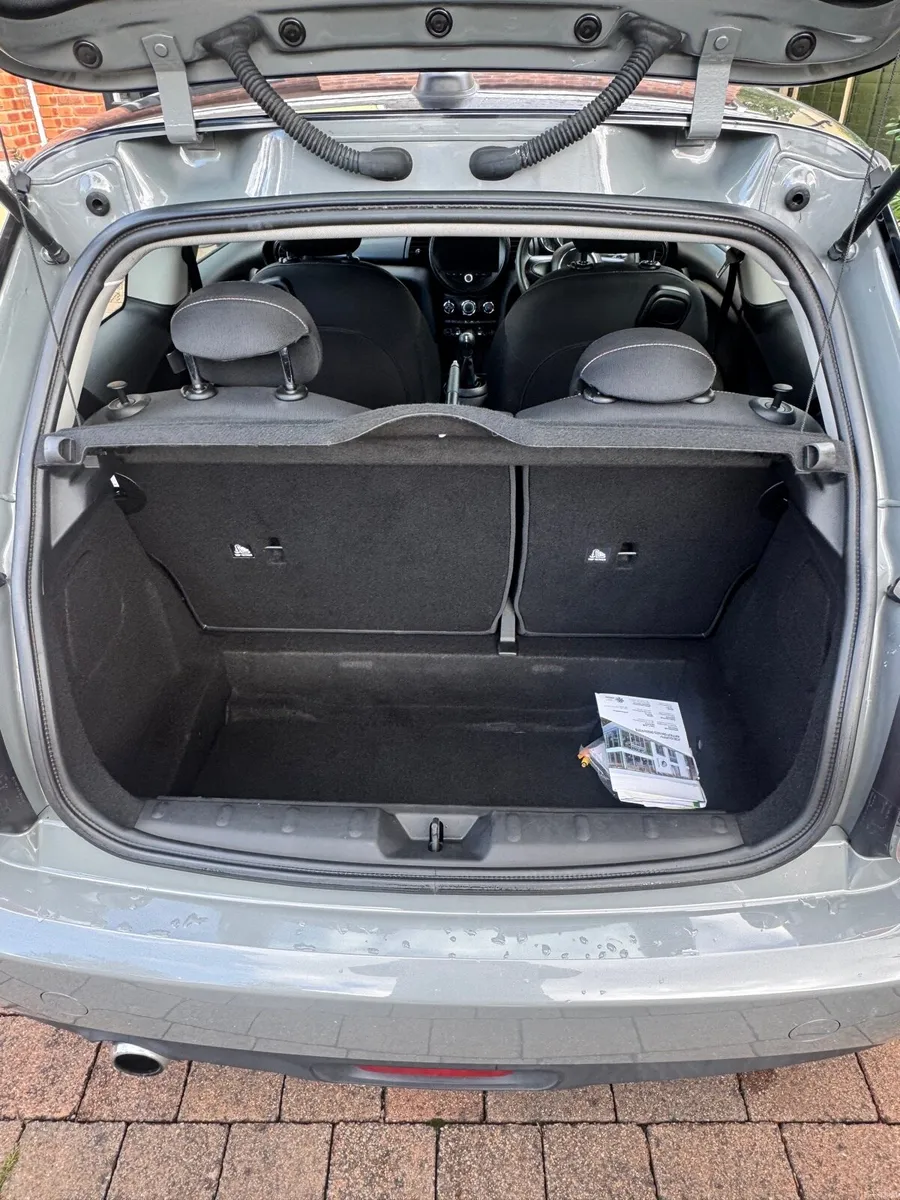 Mini Cooper D - Image 2