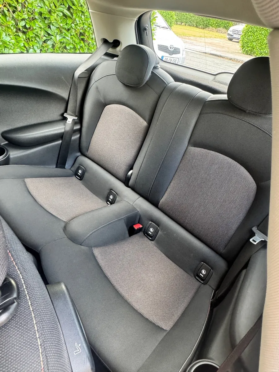 Mini Cooper D - Image 3