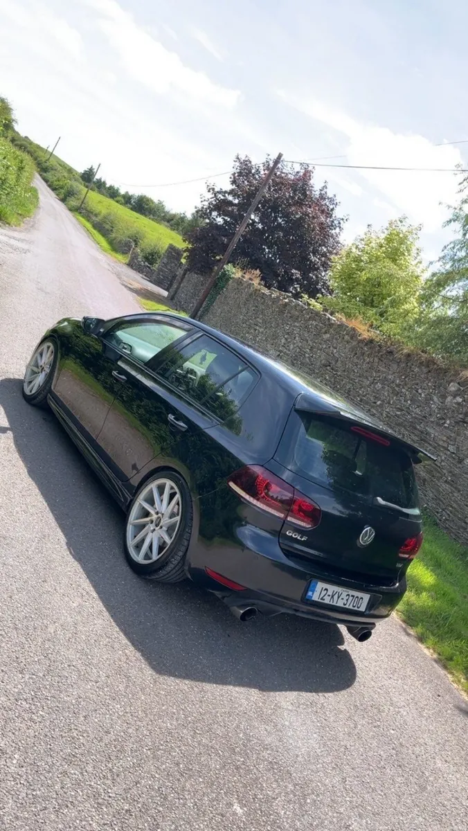 Volkswagen Golf 2012 - Image 2
