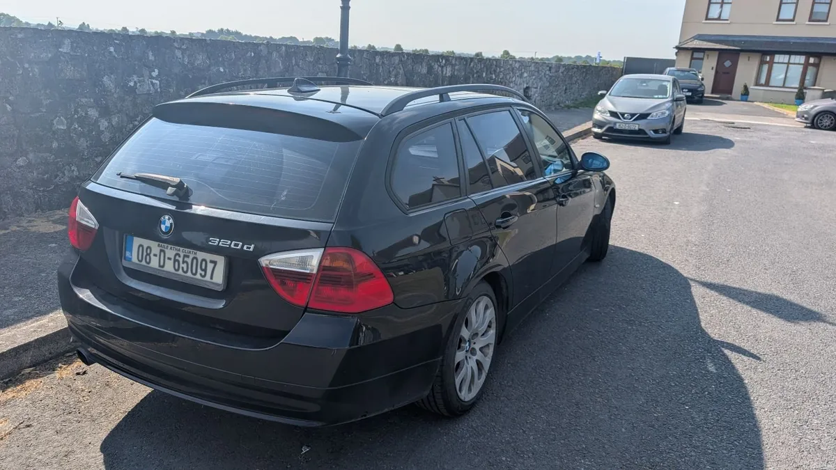 BMW 3-Series 2008 - Image 4