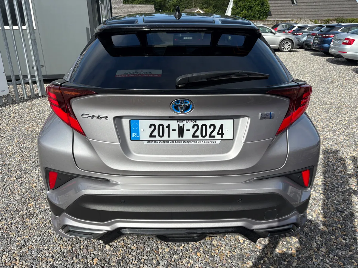 2020 Toyota C-HR hybrid - Image 4