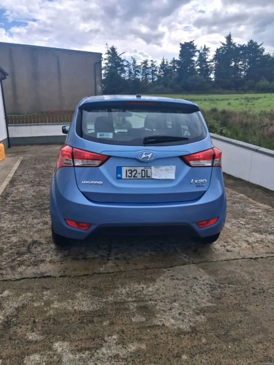 132 Hyundai IX20 - Image 5