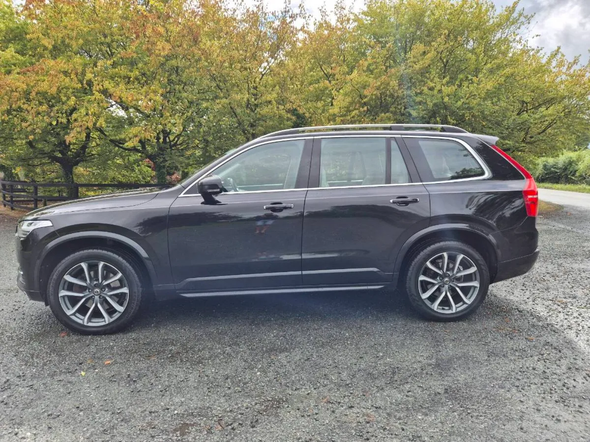 VOLVO XC90 D5 AWD MOMENTUM GT 7 SEATER 2018 - Image 6