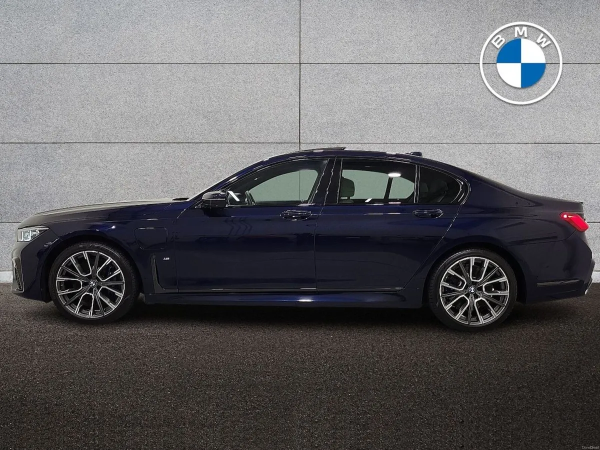 BMW 7-Series 745e M Sport Saloon - Image 3