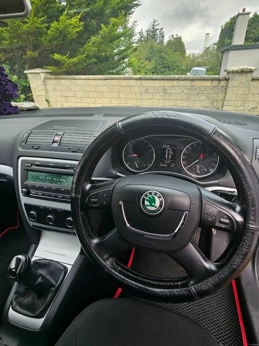 Selling Skoda Octavia A5 2012 1.6 TDI - Image 6