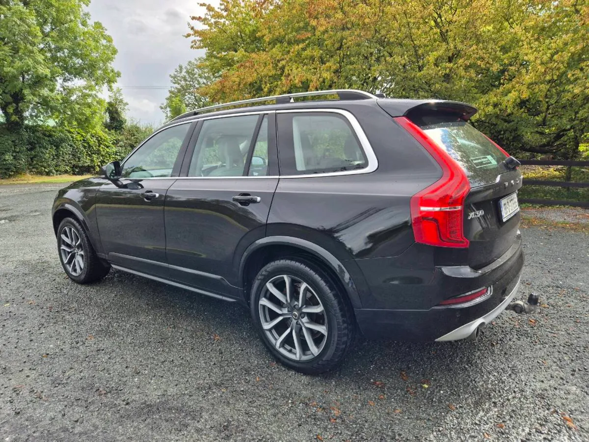 VOLVO XC90 D5 AWD MOMENTUM GT 7 SEATER 2018 - Image 2